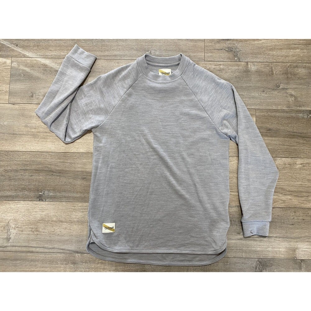 LIKE NEW. Tracksmith Harrier Long Sleeve. Medium. Gray.